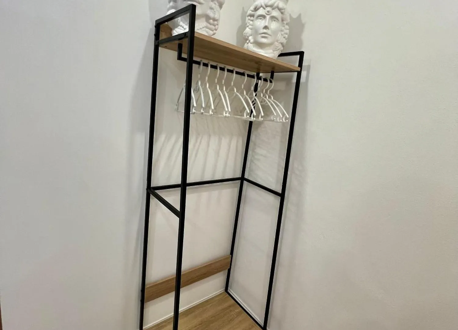 Kensia House - Centro Storico - Stazione Apartment Palermo