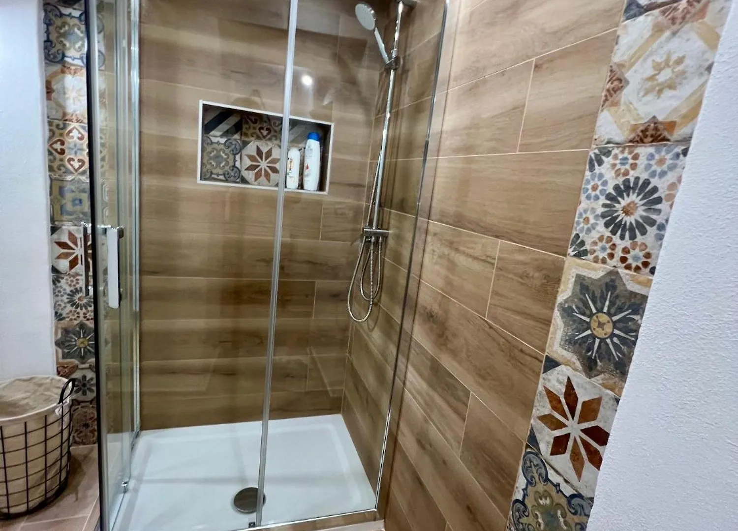 Kensia House - Centro Storico - Stazione Apartment Palermo
